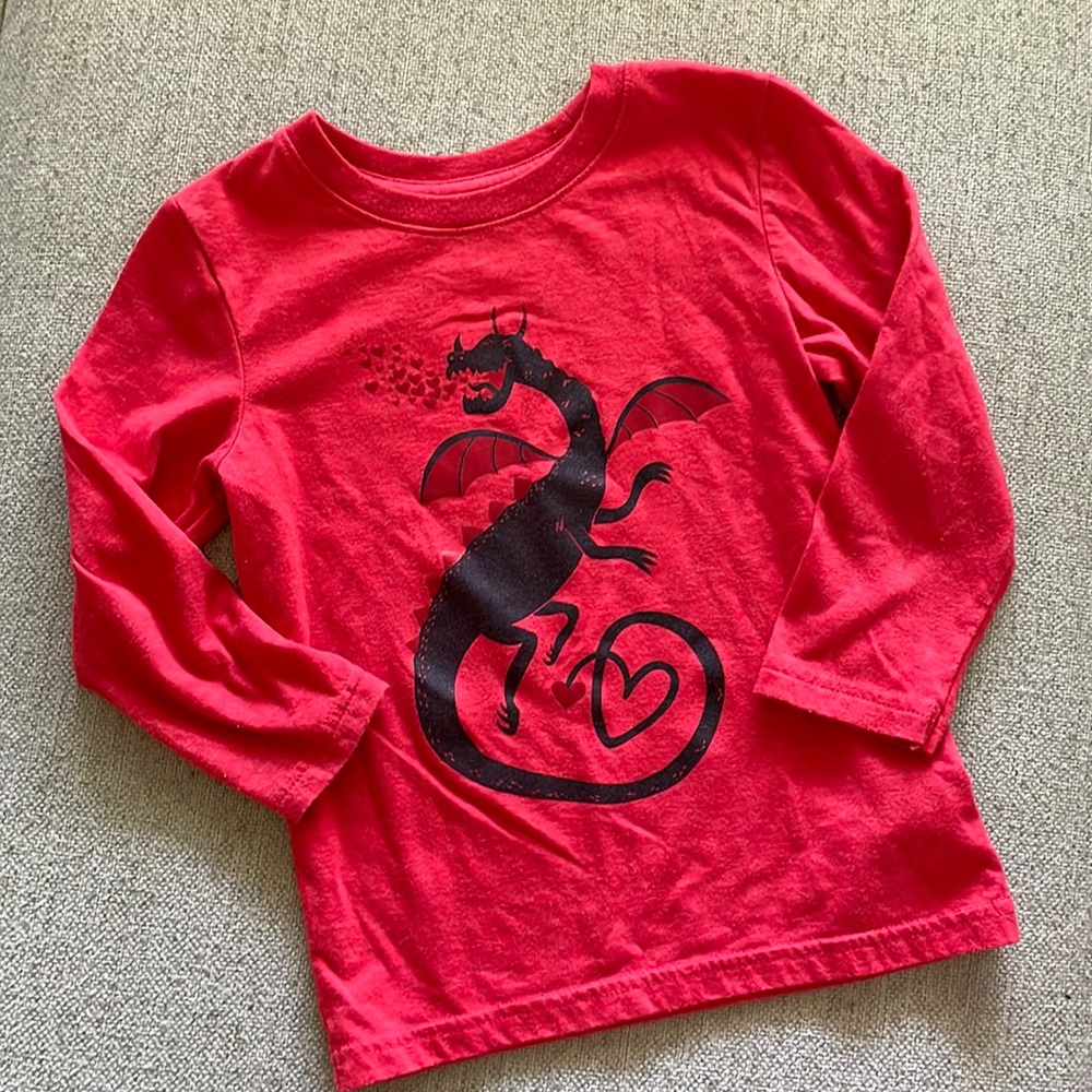 Cat & Jack, long-sleeved, Valentine’s Day Dragon T, size 4T